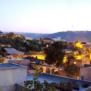 tbilisi-hostel-aaa.alltbilisihotels.com/